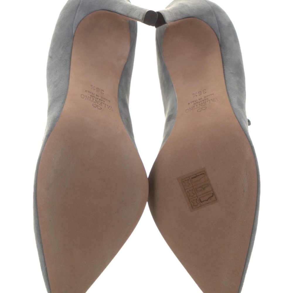 Brand new valentino pumps